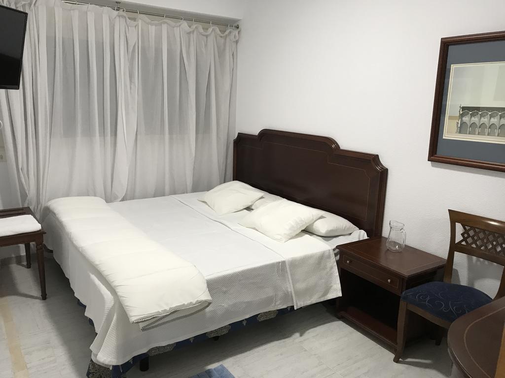 Hostal Lavapies Madrid Kültér fotó