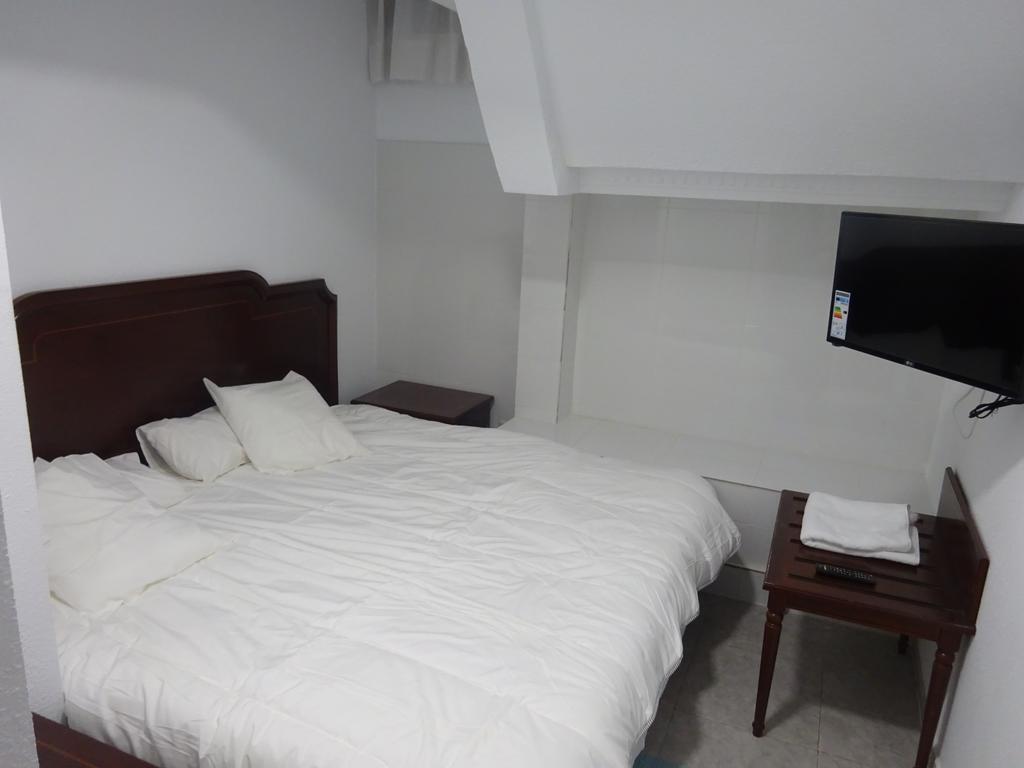 Hostal Lavapies Madrid Szoba fotó