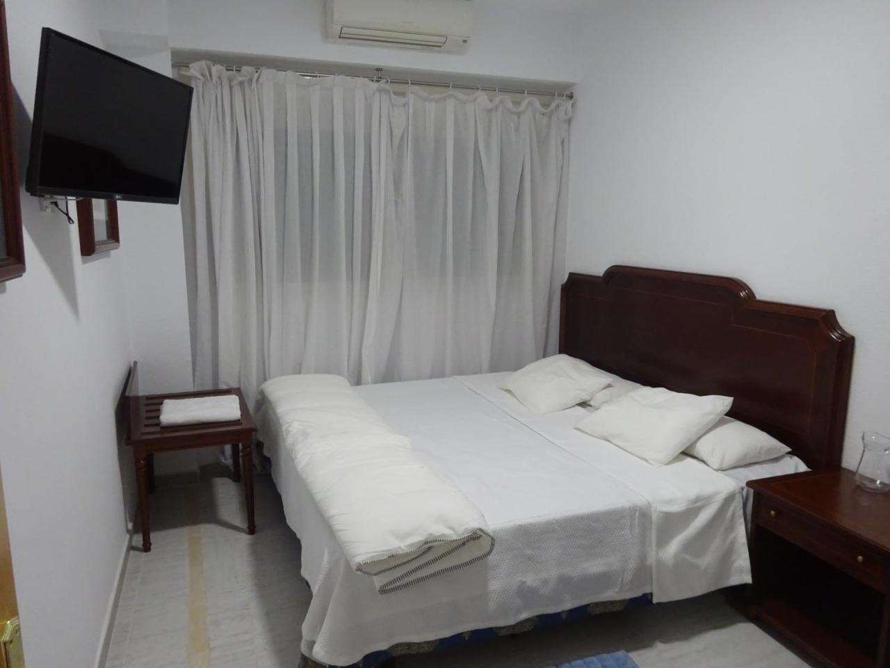 Hostal Lavapies Madrid Kültér fotó